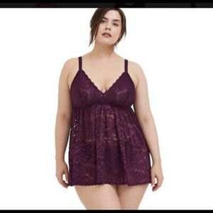 Size 2 burgundy lace babydoll! NWOT